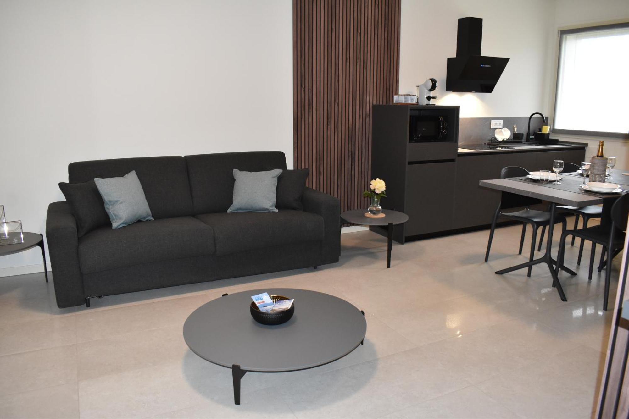 Baia Delle Rose Via Roma 111 Apartment Costa Volpino Bilik gambar